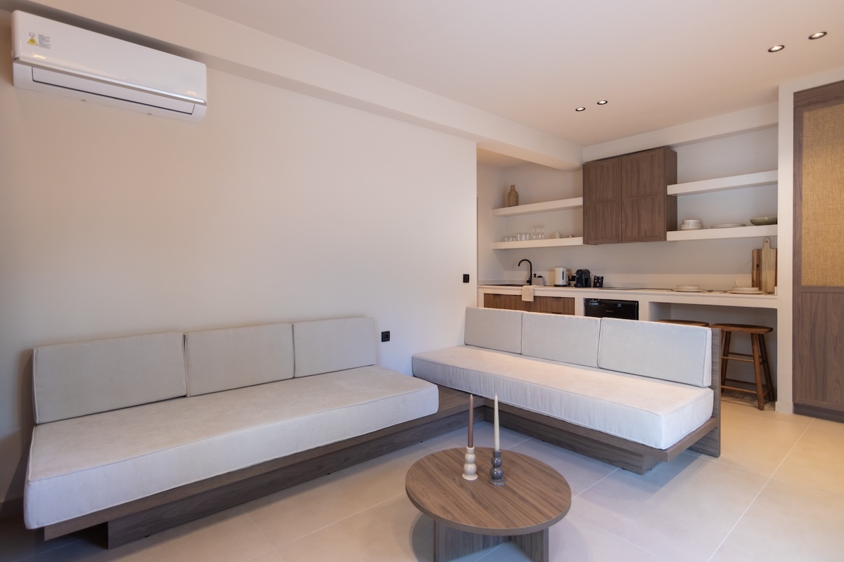 Tiara Holidays - Seabird Luxury Suites - Junior Suite with Private Pool